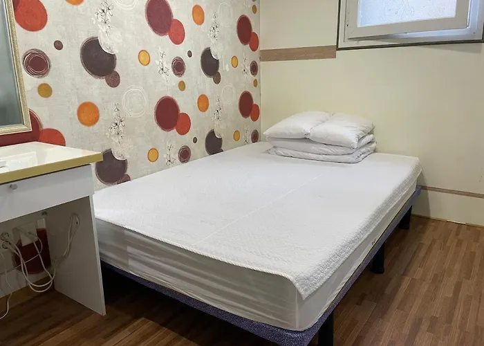 Chloe Hostel Seoul